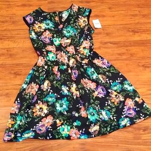 NWT J. Taylor Sleeveless Floral Dress, 12